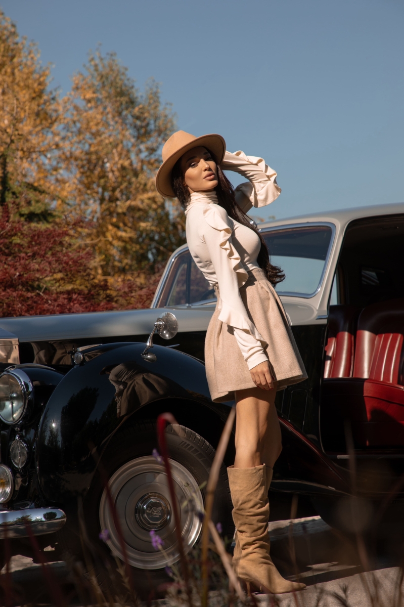 Поло в екрю "BELLE"