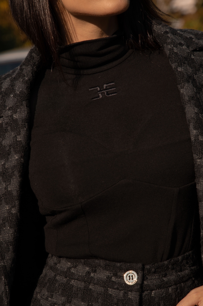 Поло в черно "ICON"